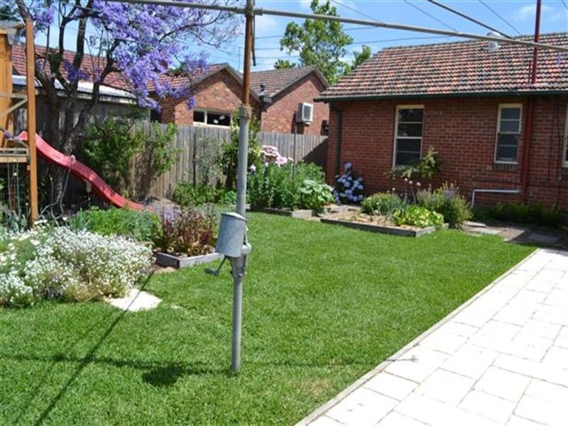 131 St Hellier Street, Heidelberg Heights VIC 3081