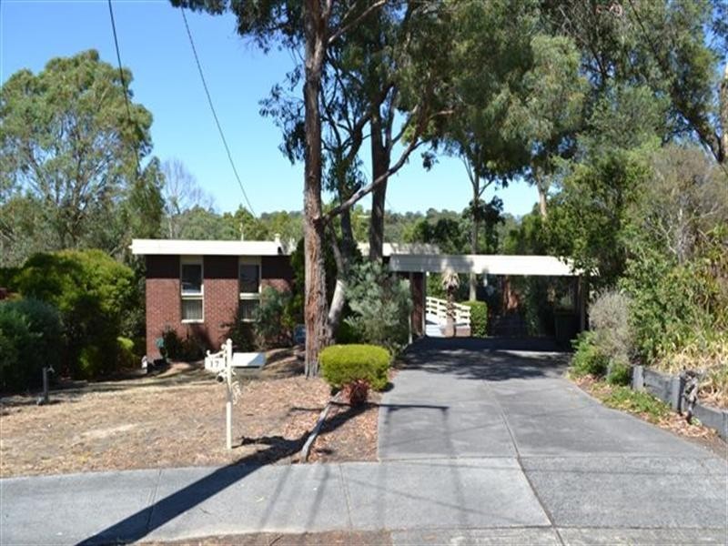 17 Kylie Place, Montmorency VIC 3094