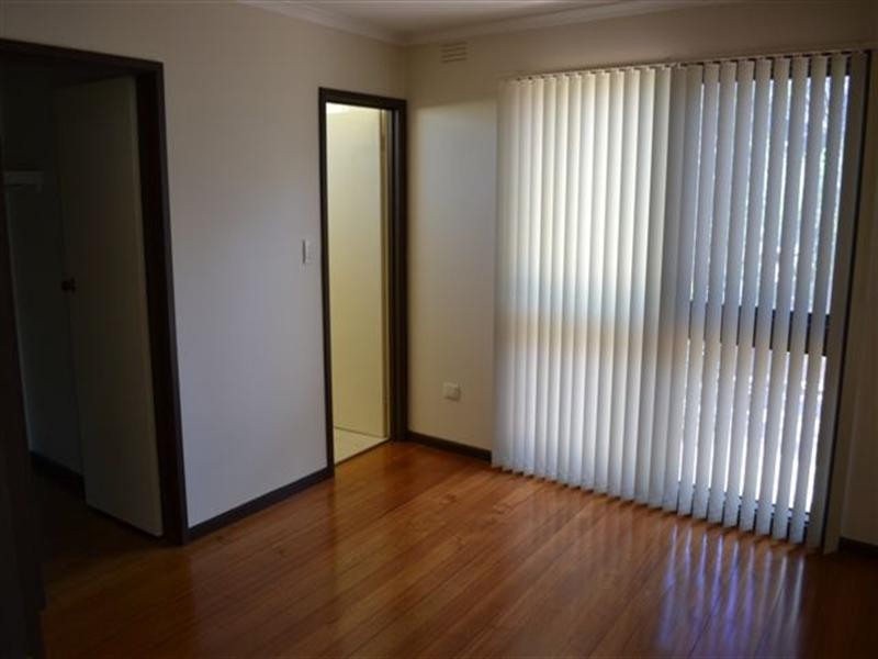 17 Kylie Place, Montmorency VIC 3094