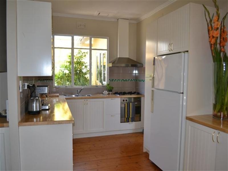 6 Wilkinson Crescent, Bellfield VIC 3081