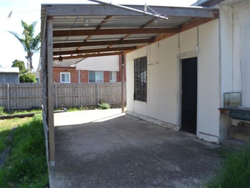 17 Mulberry Parade, Heidelberg West VIC 3081