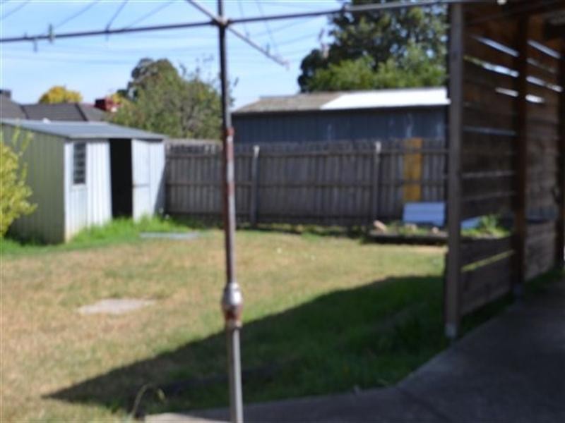 17 Mulberry Parade, Heidelberg West VIC 3081