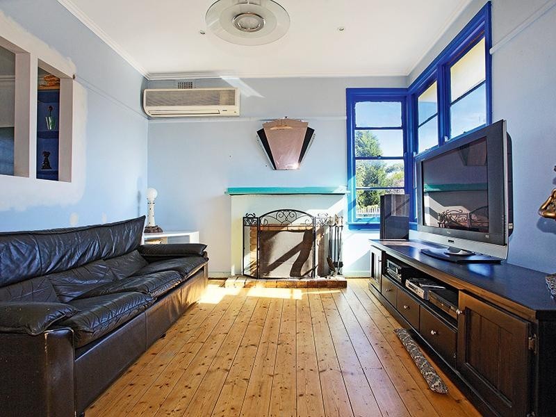 14 South Crescent, Heidelberg West VIC 3081