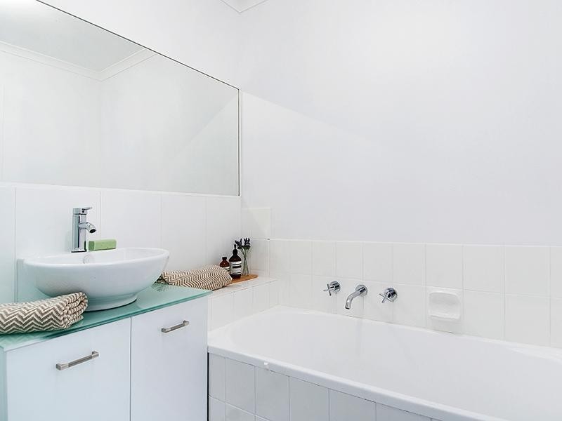 6 Glover Street, Heidelberg Heights VIC 3081