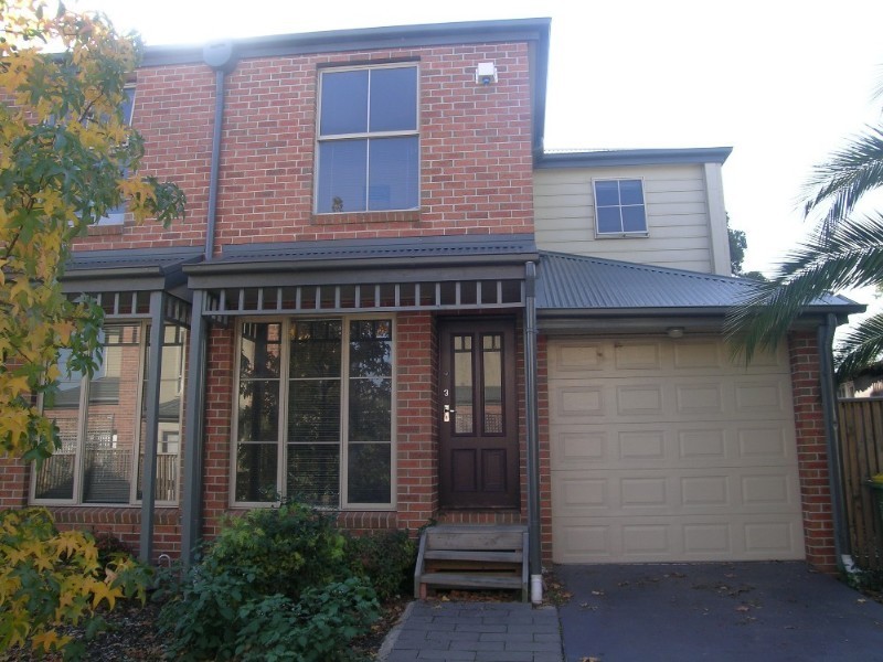 2 Bayliss Street, Preston West VIC 3072