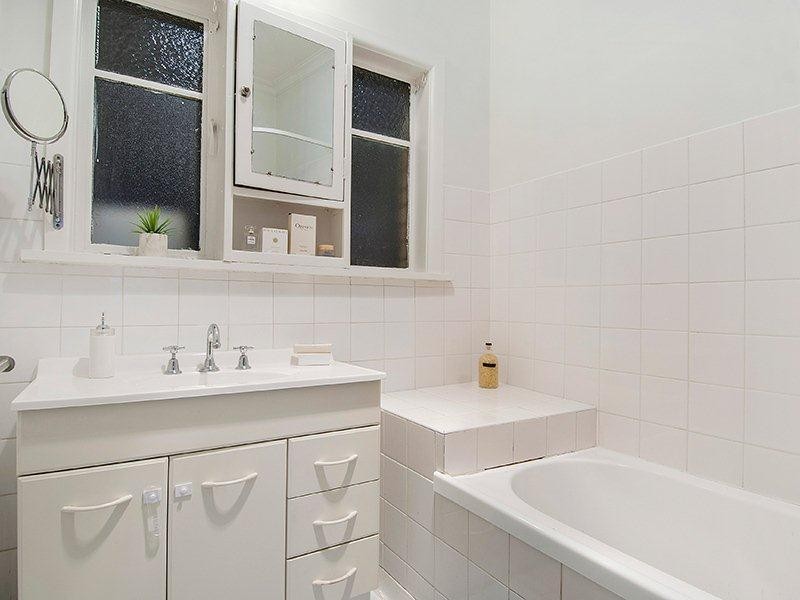 57 McEwan Road, Heidelberg Heights VIC 3081