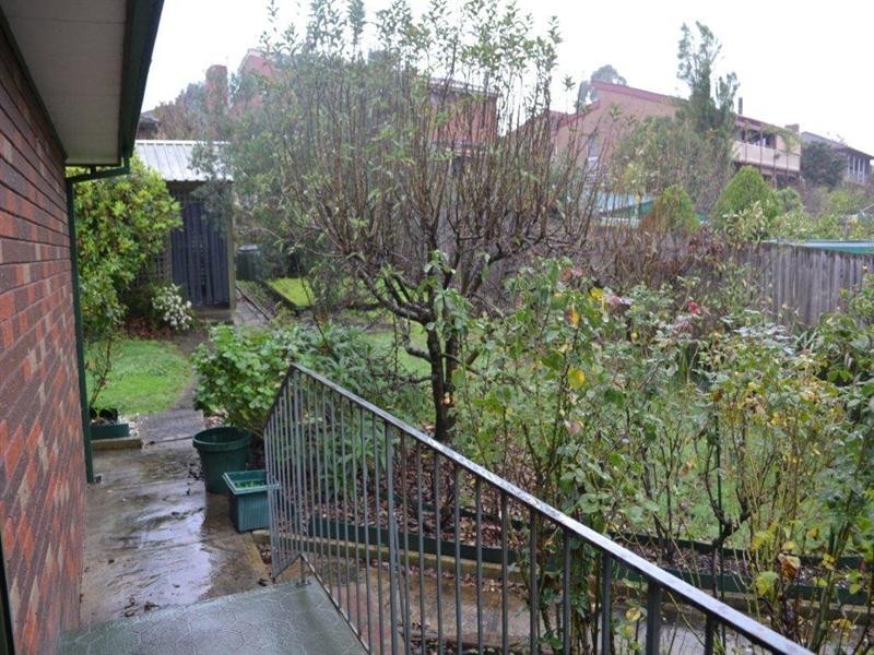 23 Glenmore Street, Macleod VIC 3085