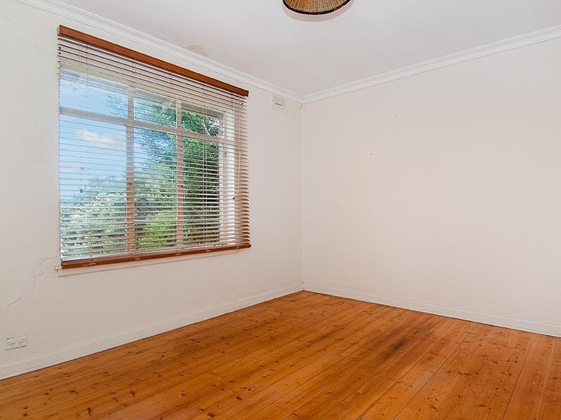 38 Lawson Parade, Heidelberg Heights VIC 3081