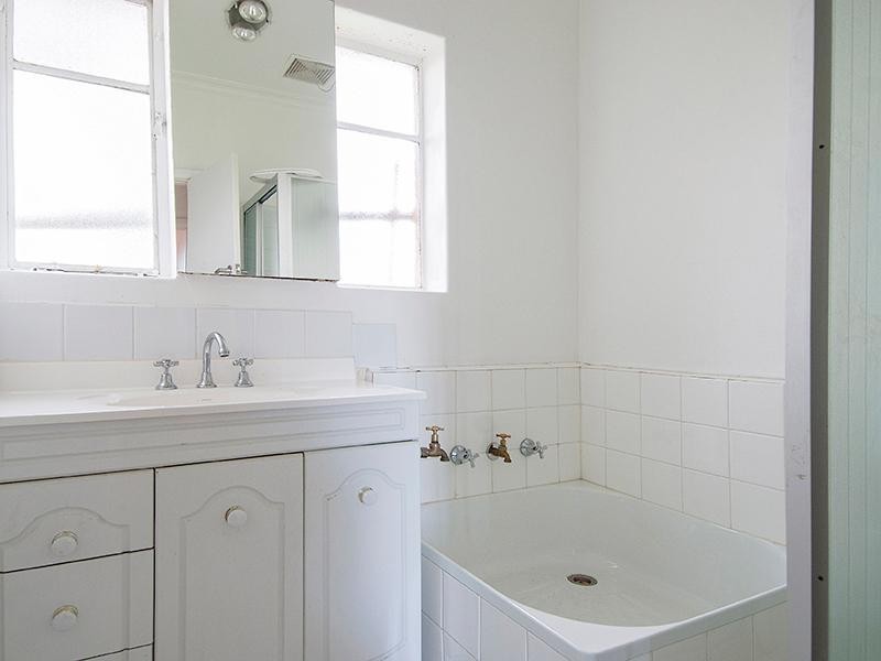 38 Lawson Parade, Heidelberg Heights VIC 3081