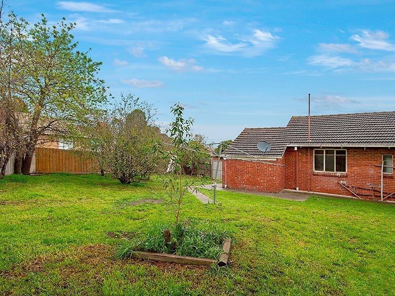 38 Lawson Parade, Heidelberg Heights VIC 3081