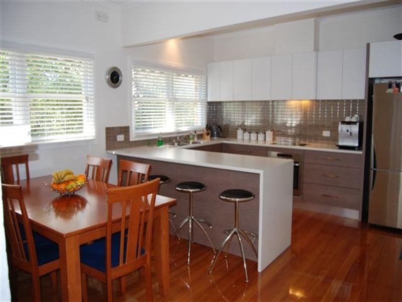 24 Hodgson Street, Heidelberg VIC 3084