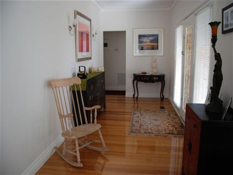 24 Hodgson Street, Heidelberg VIC 3084