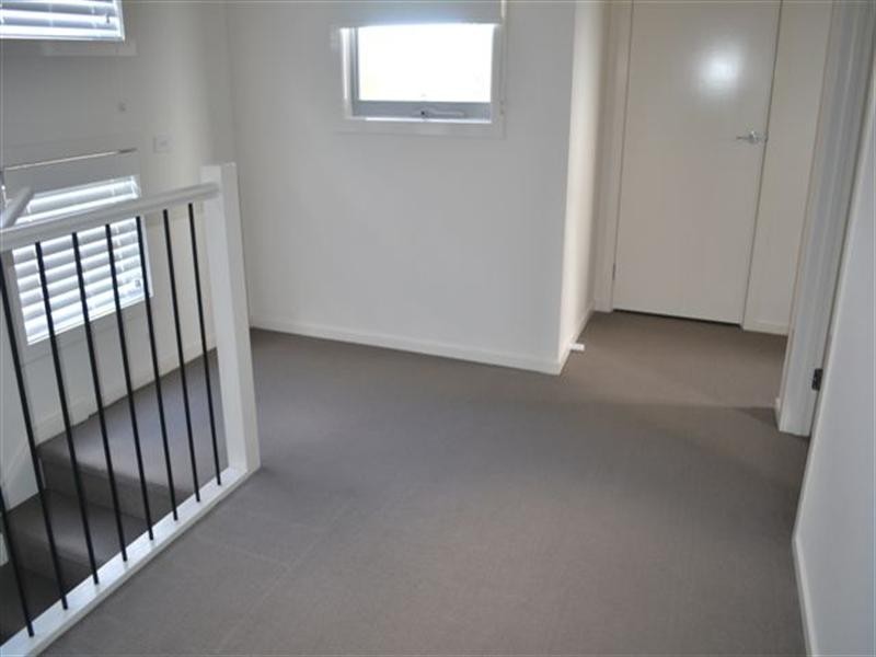 1/287 Liberty Parade, Heidelberg West VIC 3081