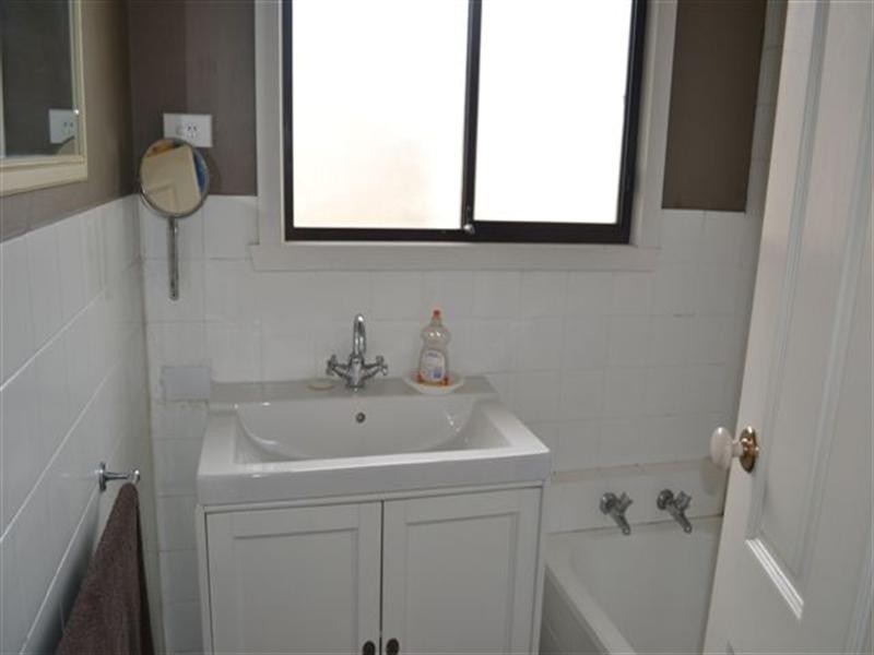 82 Outhwaite, Heidelberg Heights VIC 3081