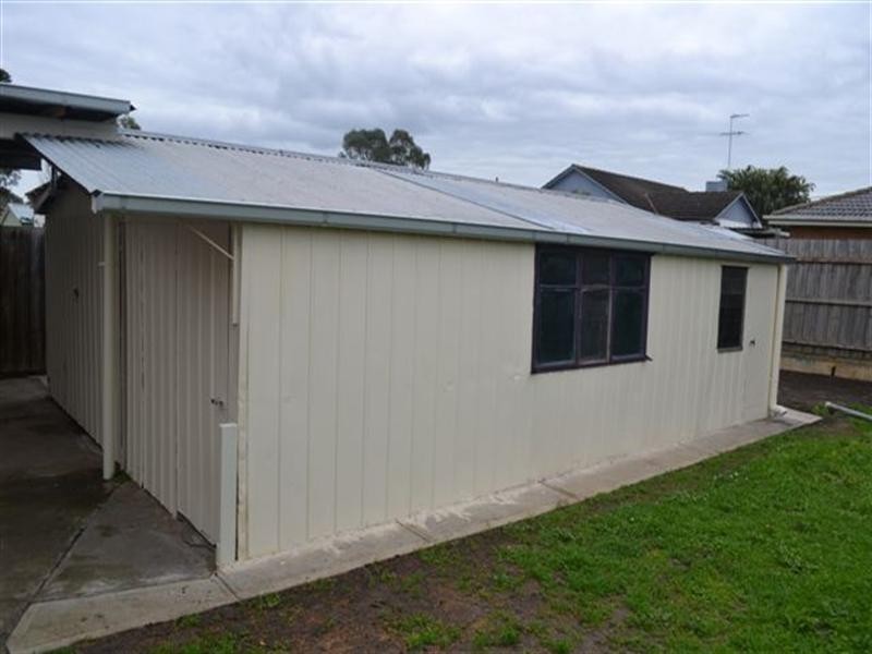 82 Outhwaite, Heidelberg Heights VIC 3081