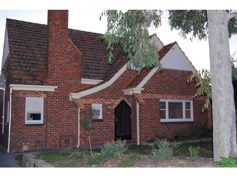 61 Waiora Road, Heidelberg Heights VIC 3081