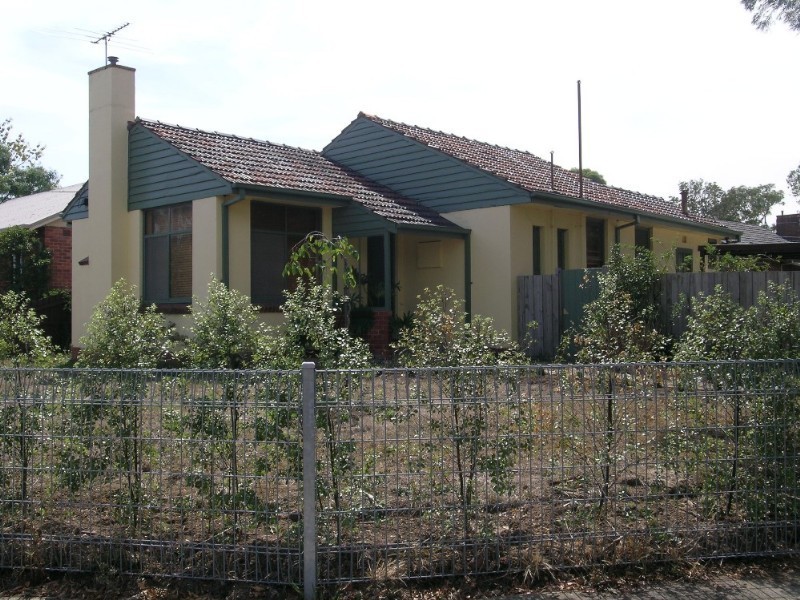 6 South Crescent, Heidelberg West VIC 3081