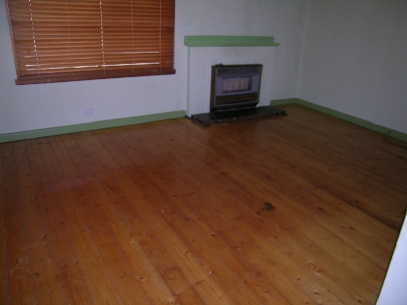 6 South Crescent, Heidelberg West VIC 3081