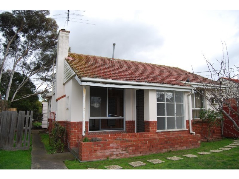 207 Oriel Road, Heidelberg West VIC 3081