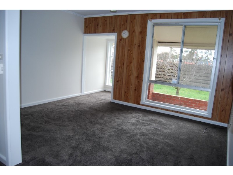 207 Oriel Road, Heidelberg West VIC 3081