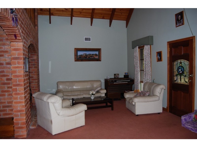 109 Wattletree Road, Hurstbridge VIC 3099