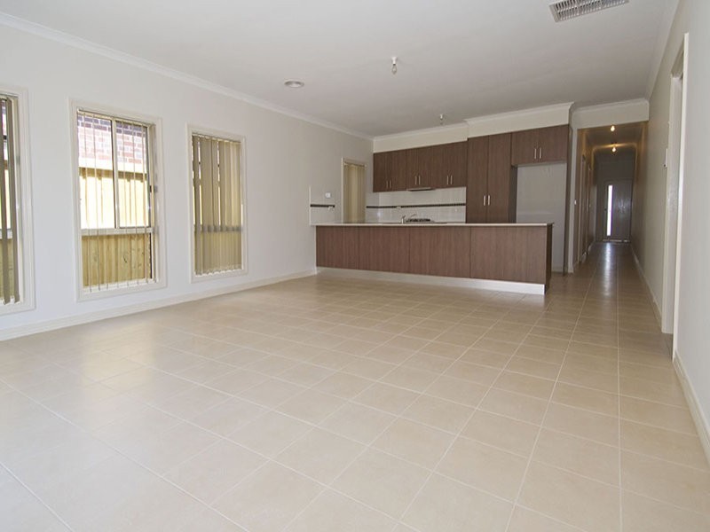 70 Baigent Street, Doreen VIC 3754