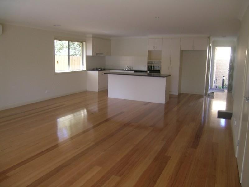 4/6-8 Ceram Court, Heidelberg West VIC 3081