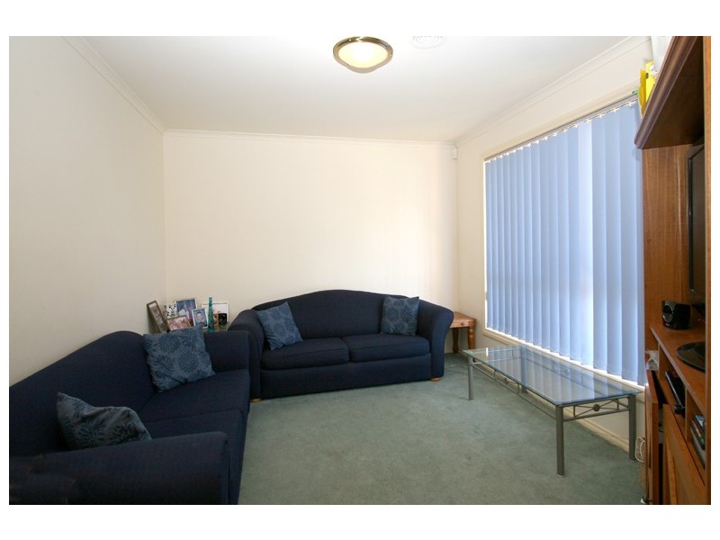 1/42 Timor Parade, Heidelberg West VIC 3081