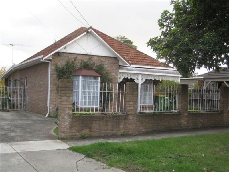 9 Bamfield Road, Heidelberg Heights VIC 3081