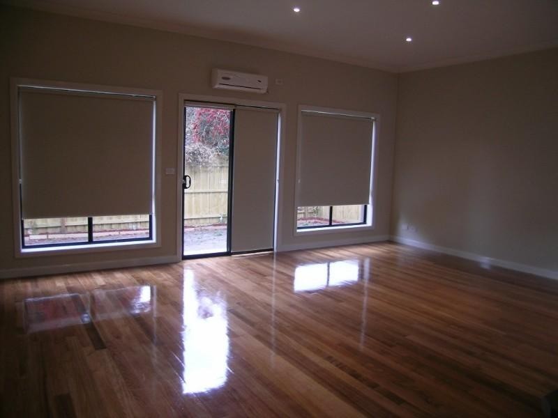 4/13-15 Mcewan Road, Heidelberg Heights VIC 3081