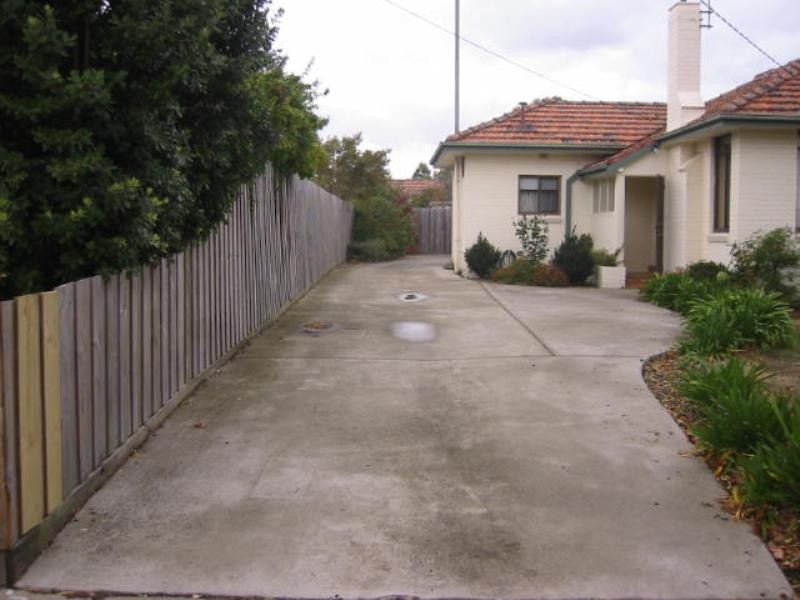 1/10 Eden Street, Heidelberg Heights VIC 3081