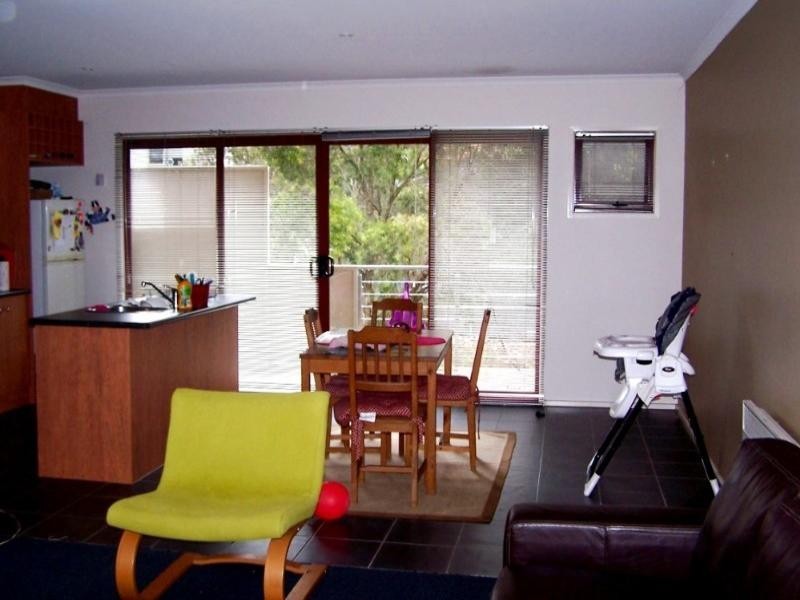 2/57 Rosanna Road, Heidelberg VIC 3084