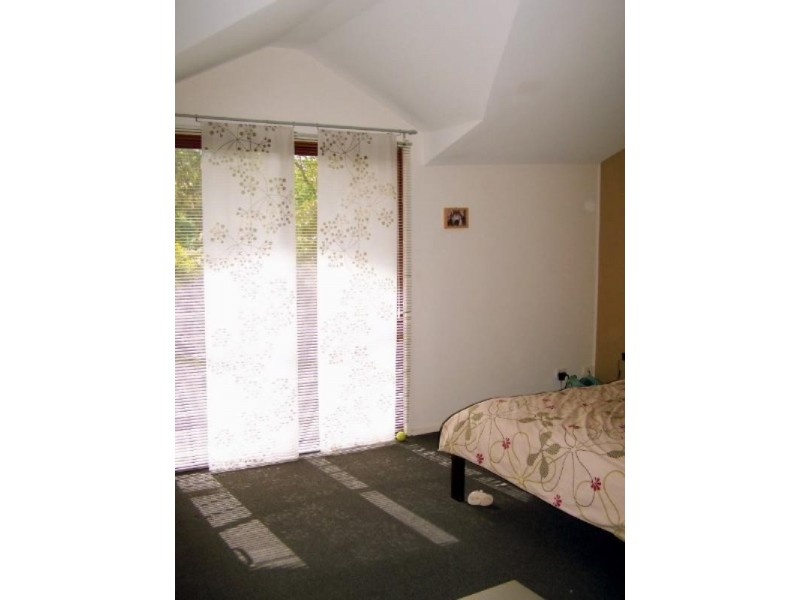 2/57 Rosanna Road, Heidelberg VIC 3084