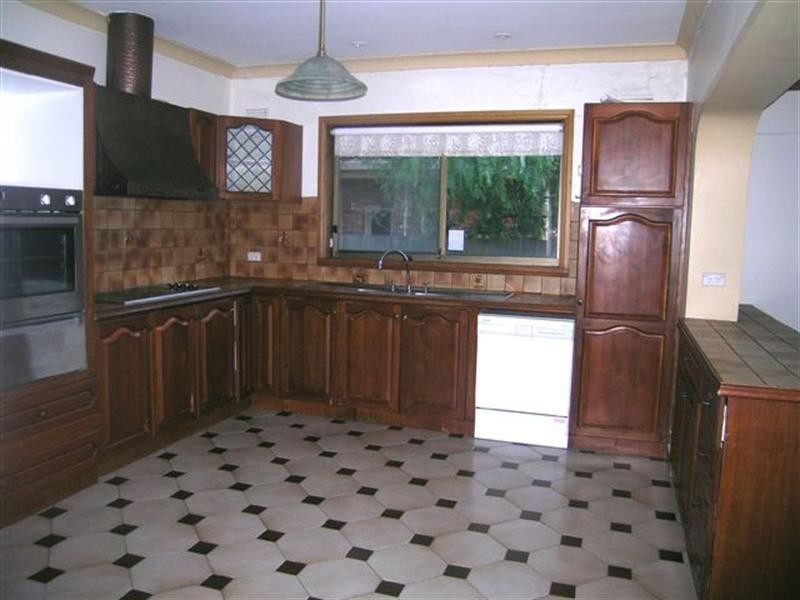 17 Oriel Road, Ivanhoe VIC 3079