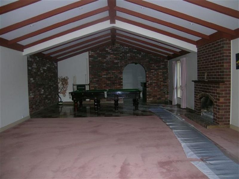 17 Oriel Road, Ivanhoe VIC 3079