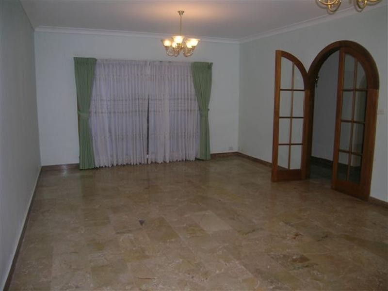 17 Oriel Road, Ivanhoe VIC 3079