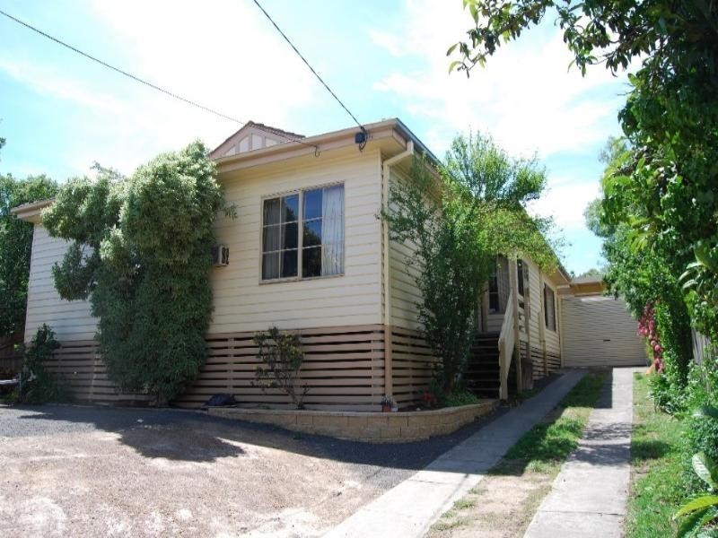 30 Carwarp Street, Macleod VIC 3085