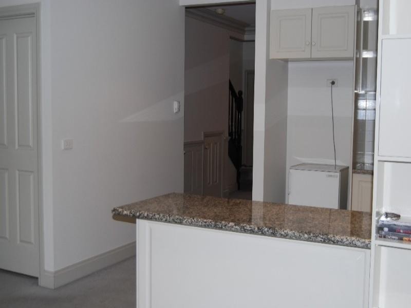 2/12 Jika Street, Heidelberg VIC 3084