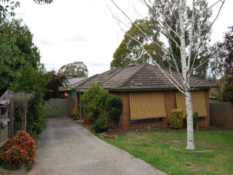 2 Brassey Avenue, Rosanna VIC 3084
