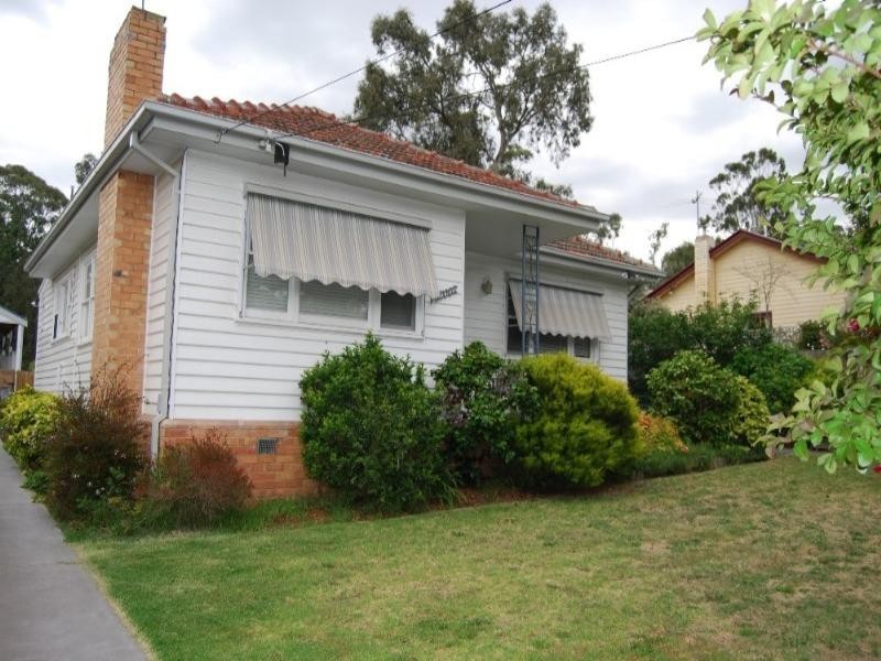 7 Dunstan Street, Macleod VIC 3085