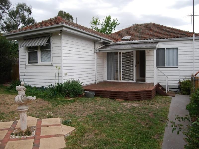 7 Dunstan Street, Macleod VIC 3085