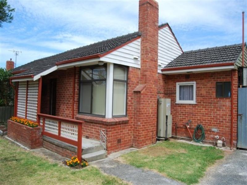 11 Timor Parade, Heidelberg West VIC 3081