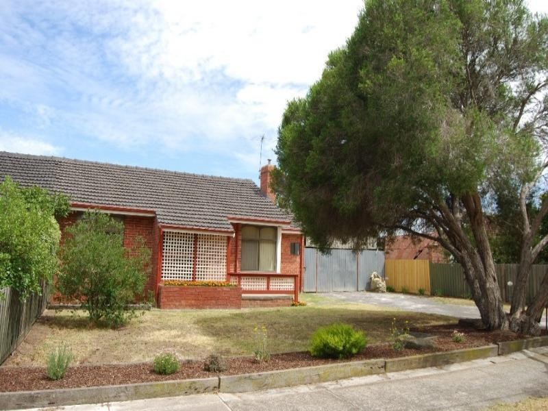 11 Timor Parade, Heidelberg West VIC 3081