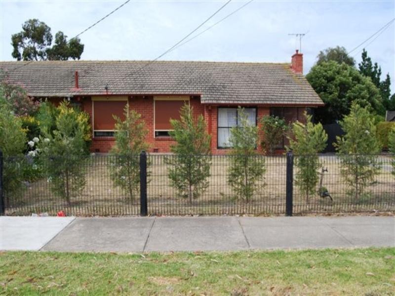 305 Bell Street, Bellfield VIC 3081