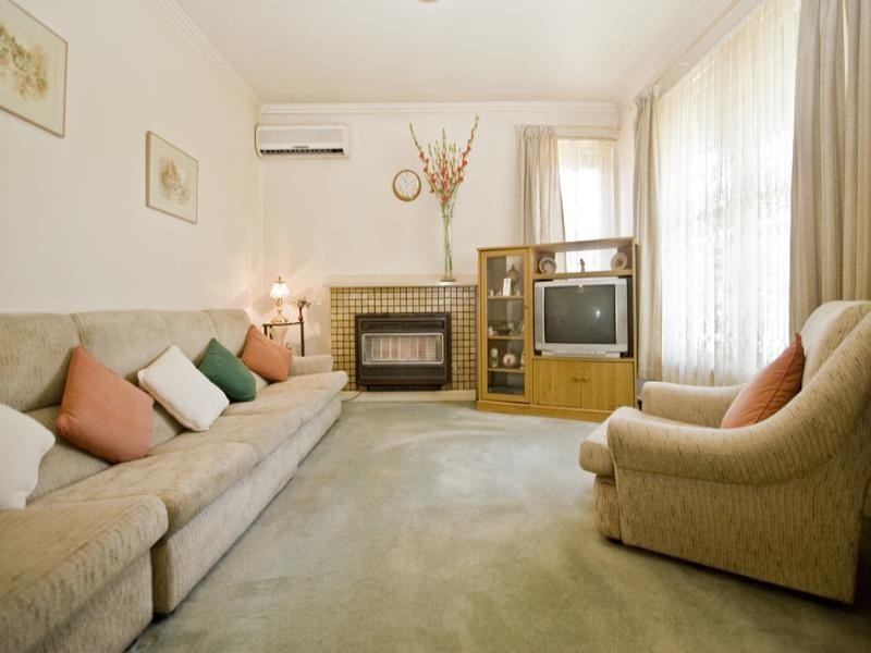 252 Oriel Road, Heidelberg West VIC 3081