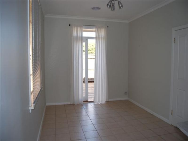 57 McEwan Road, Heidelberg Heights VIC 3081