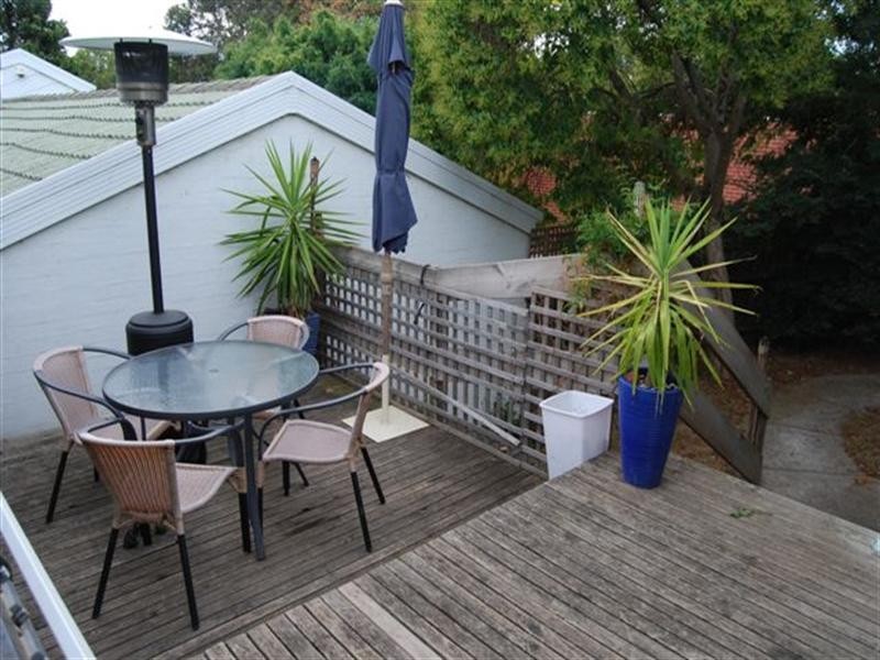 1/45-47 Hopetoun Grove, Eaglemont VIC 3084