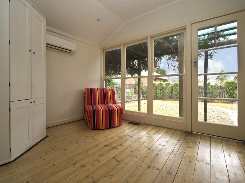 6 Kokoda Street, Heidelberg West VIC 3081