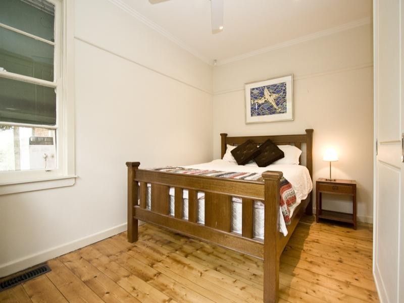 6 Kokoda Street, Heidelberg West VIC 3081