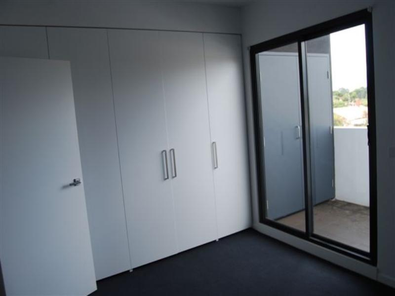 30/96 Hawdon Street, Heidelberg VIC 3084